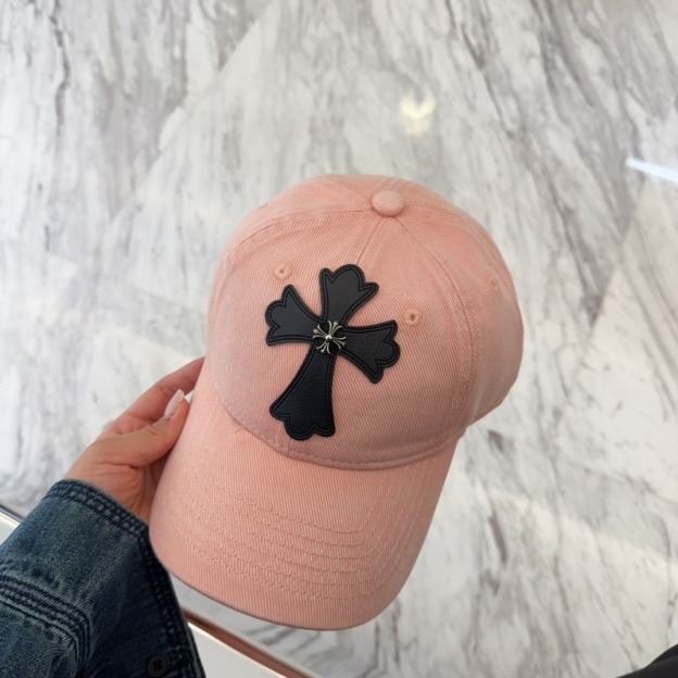 クロムハーツ「Chrome Hearts」ディストレスド スナップバック キャップ