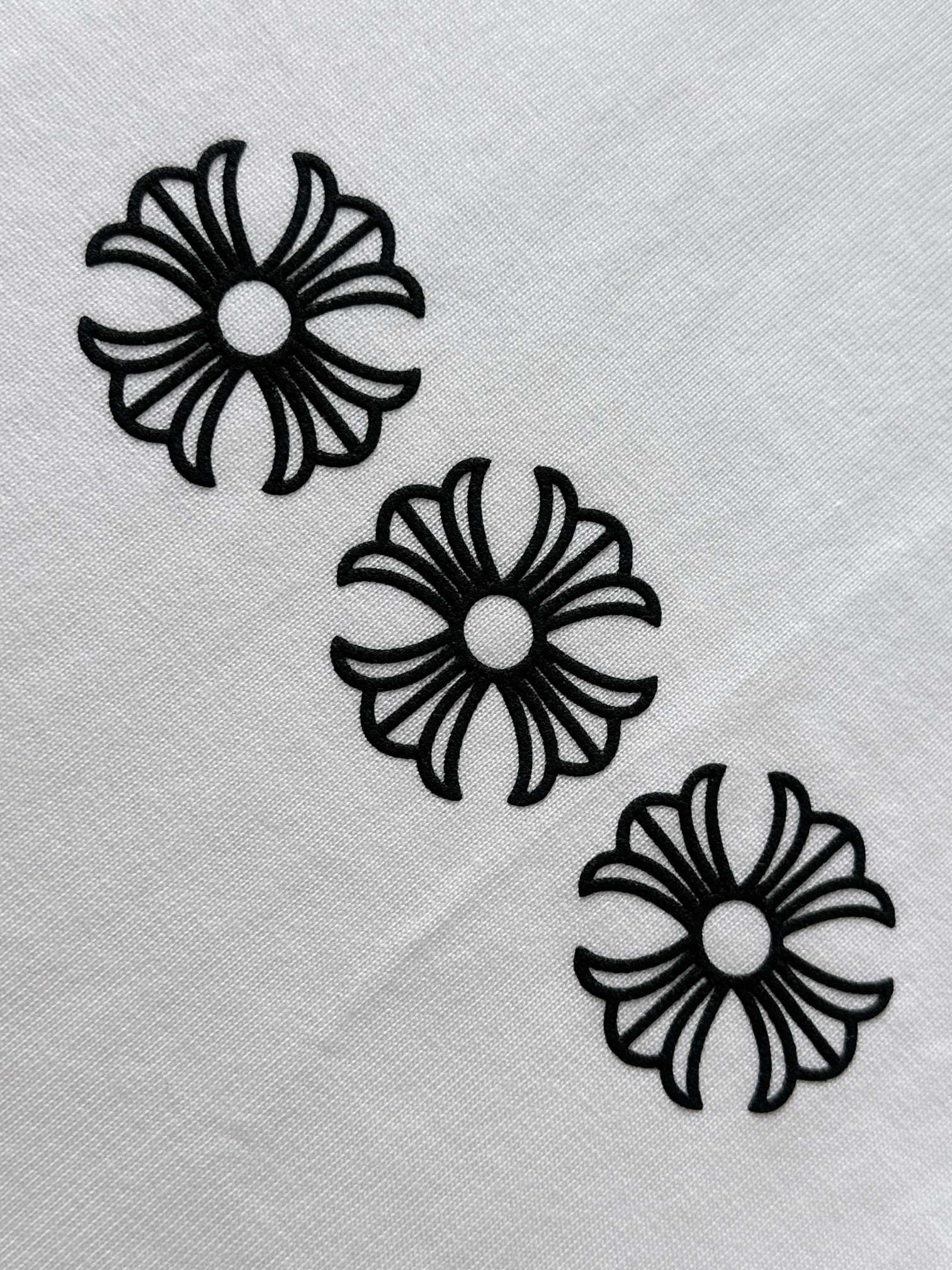 クロムハーツ「Chrome Hearts」プレミアムクルーネックTシャツ