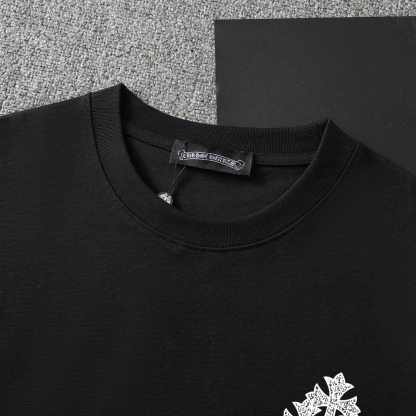クロムハーツ「Chrome Hearts」ミニマルロゴTシャツ