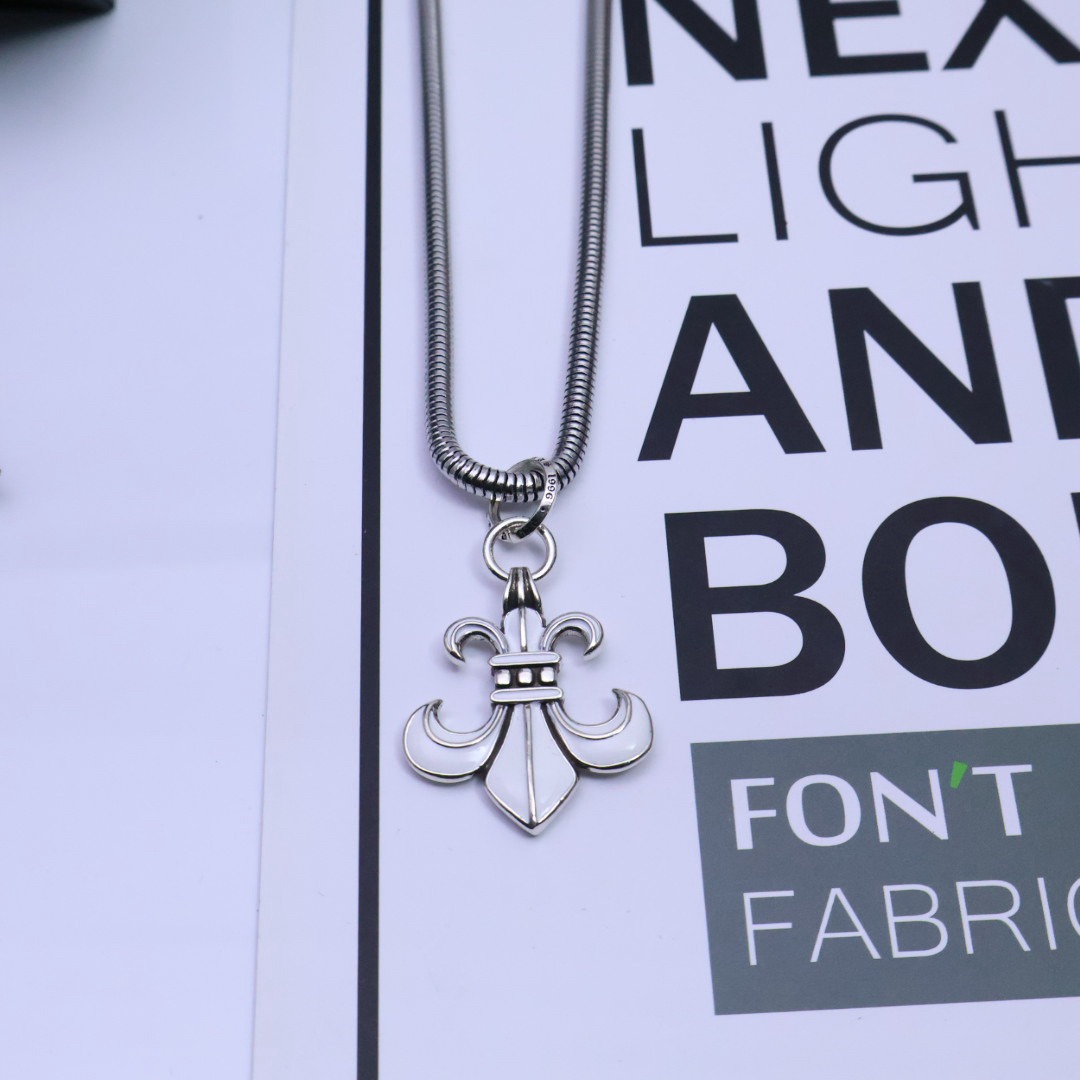 クロムハーツネックレスです