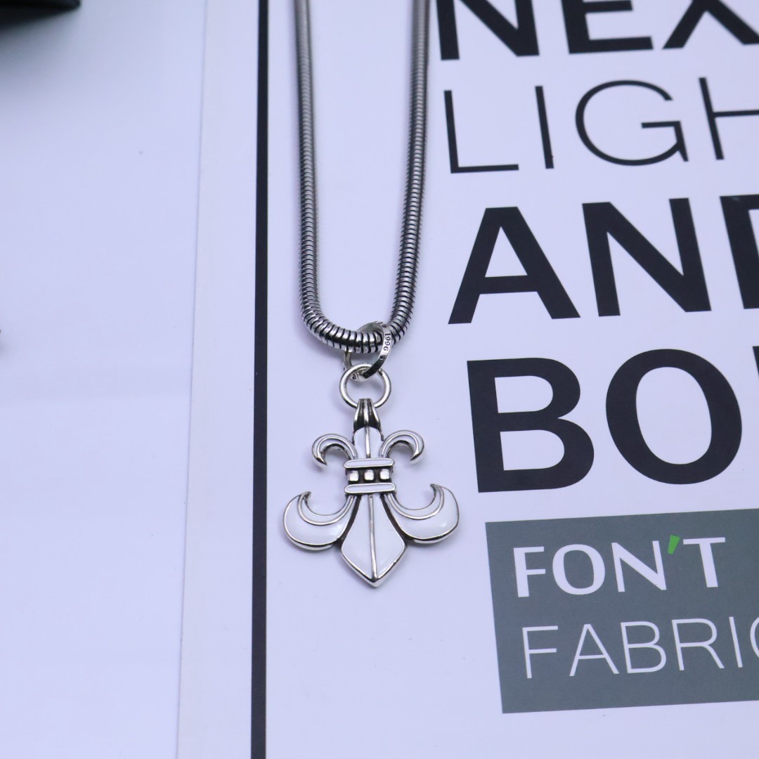 クロムハーツネックレスです