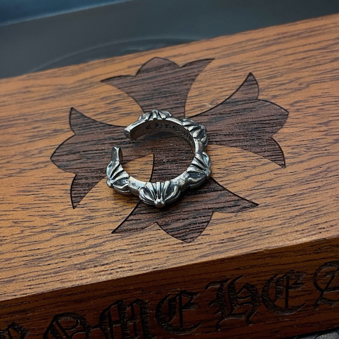 クロムハーツ (Chrome Hearts)クロム ハーツ オープン クロス フラワー アンティーク リング