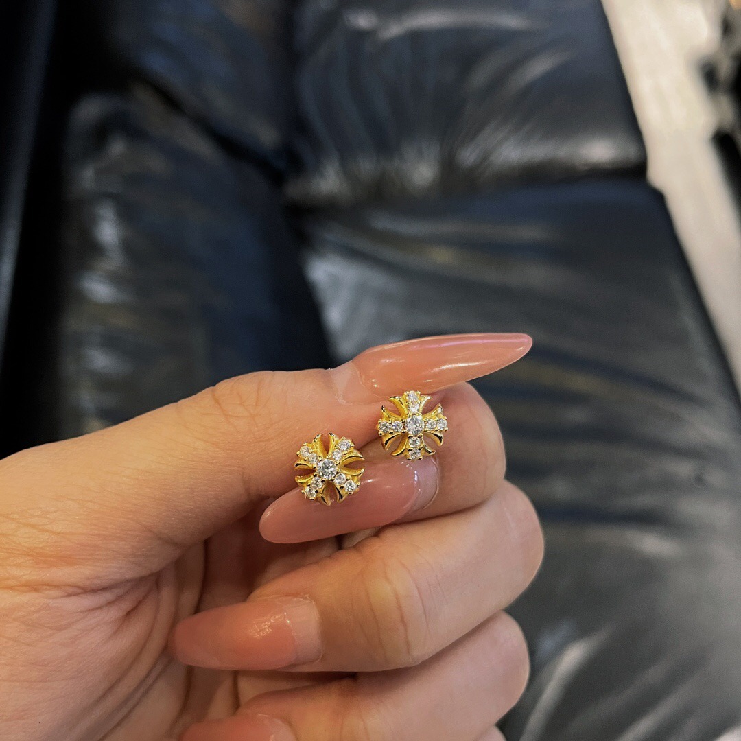 クロムハーツ「Chrome Hearts」クロムハーツ ゴールドプレートフルダイヤクロスピアス S925 ピアス