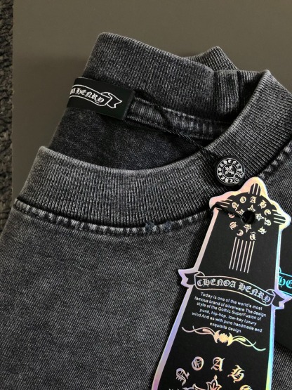 クロムハーツ「Chrome Hearts」ヴィンテージサンスクリットTシャツ