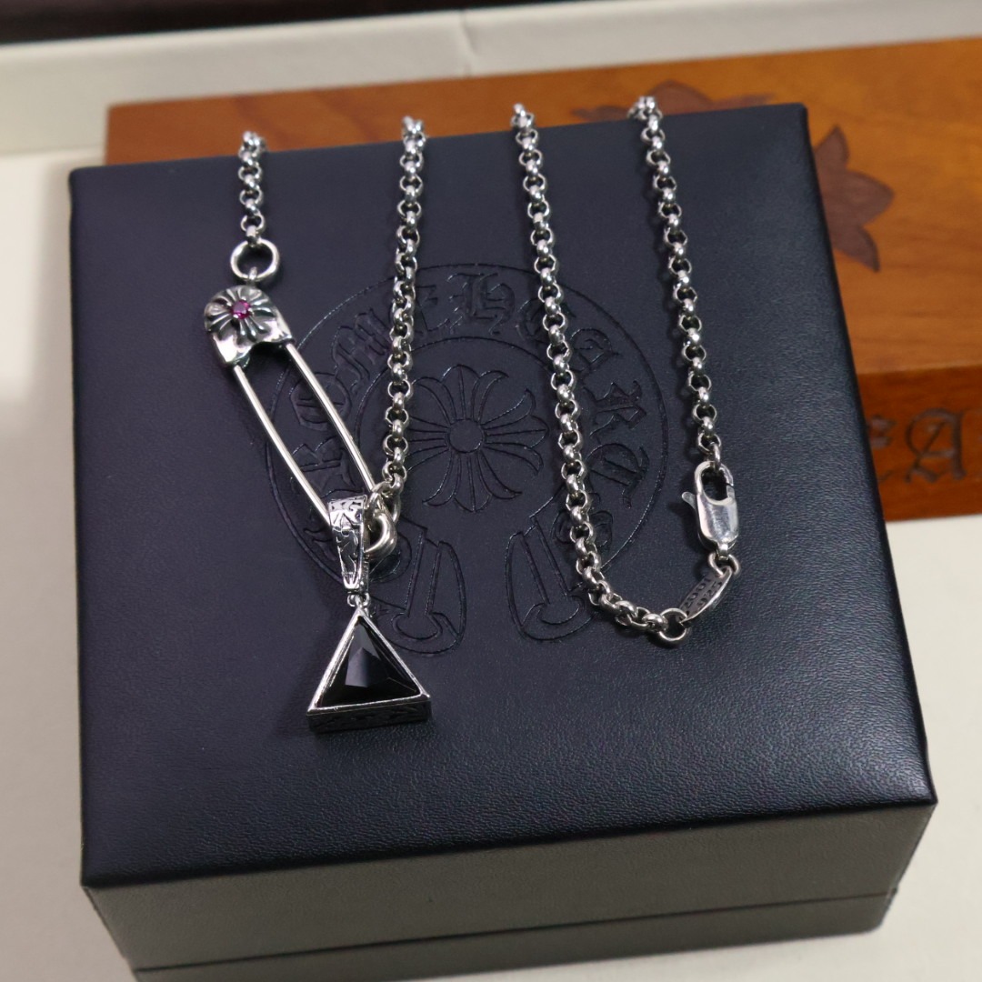 クロムハーツ「Chrome Hearts」マルチウェイクロスペンダントネックレス