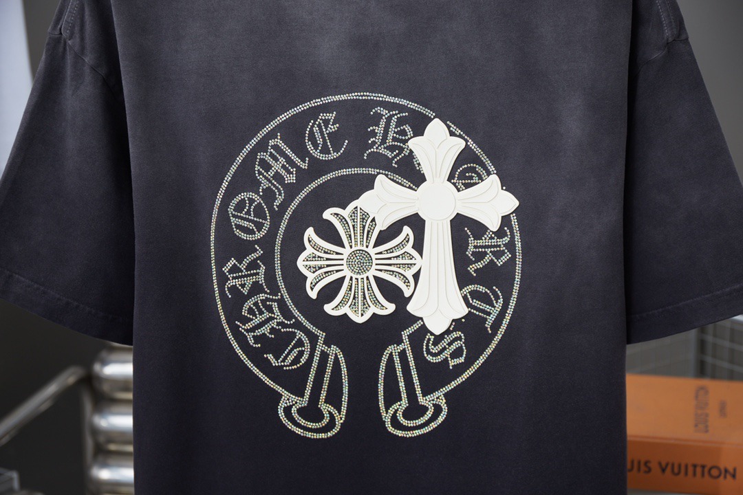 クロムハーツ「Chrome Hearts」ヘビーウェイト ストーンTシャツ