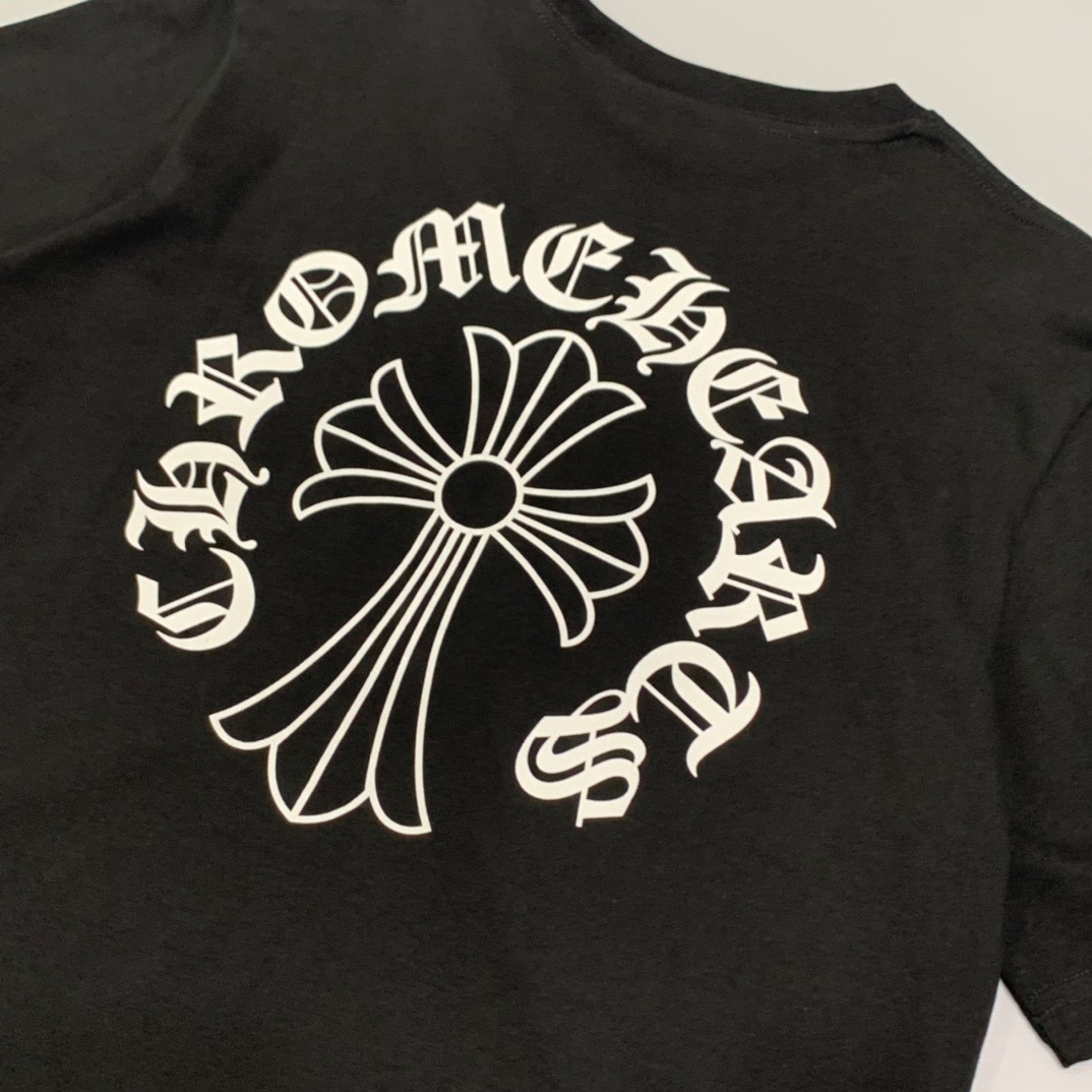 クロムハーツ「Chrome Hearts」プレミアム クルーネックTシャツ