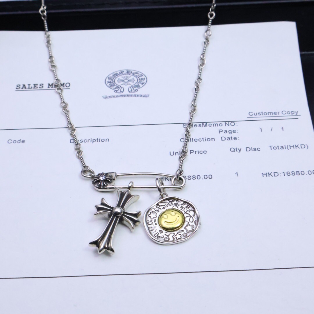 クロムハーツ「Chrome Hearts」ソーンクロス ブローチチェーンネックレス