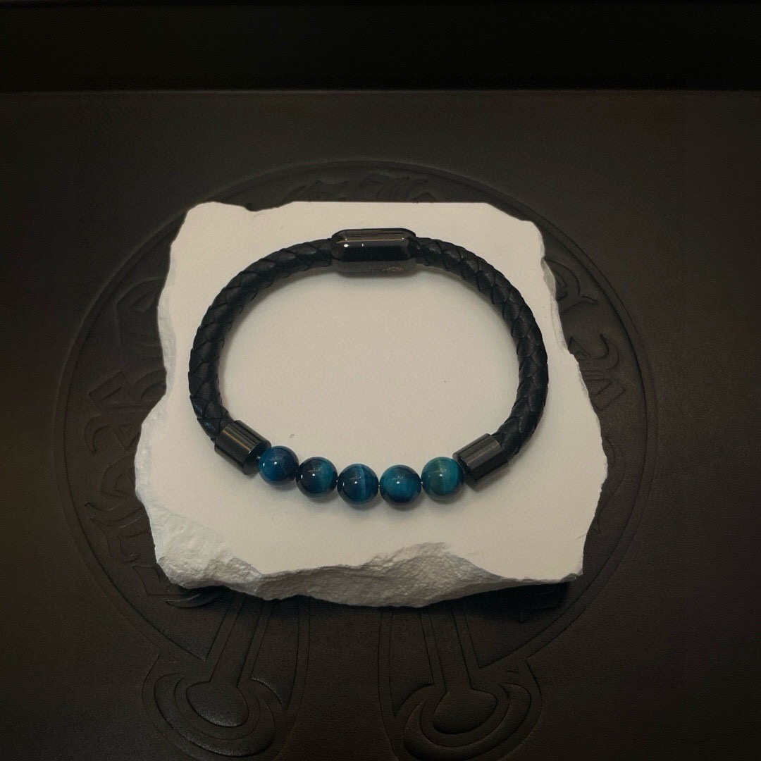 クロムハーツ「Chrome Hearts」Blue Tiger Eye & Gothic Cross Cuff Bracelet