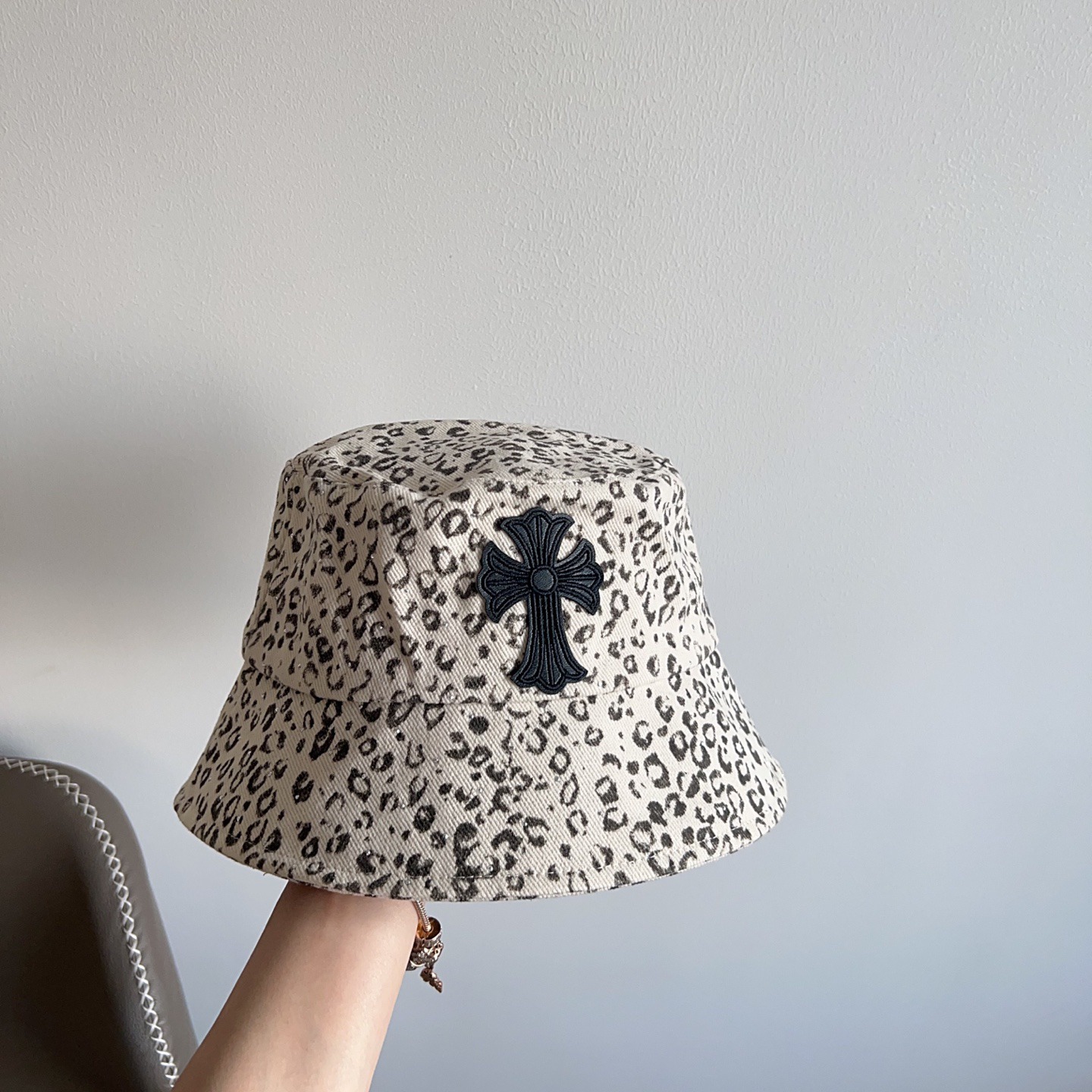 クロムハーツ「Chrome Hearts」レオパード バケットハット