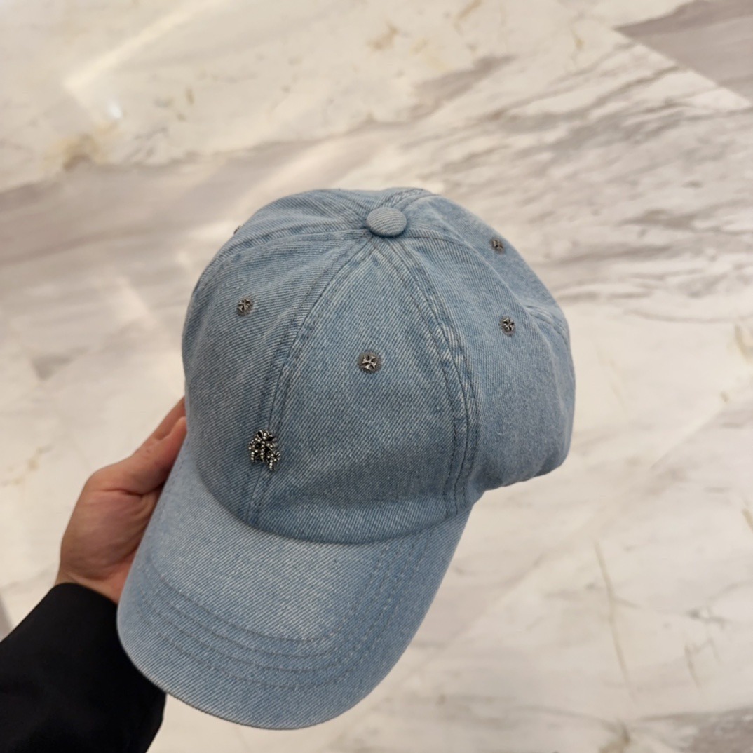 クロムハーツ「Chrome Hearts」ディストレスド スナップバック キャップ