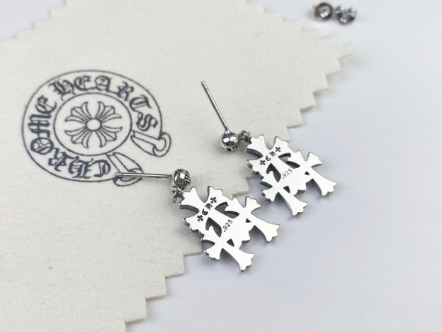 クロムハーツ「Chrome Hearts」クロムハーツ トリプルクロスピアス S925 ピアス