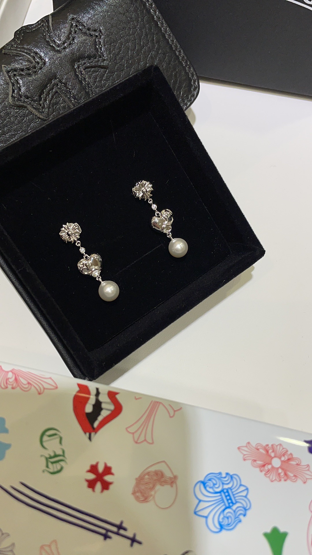 クロムハーツ「Chrome Hearts」クロムハーツ ハートクロスパールピアス ロングピアス