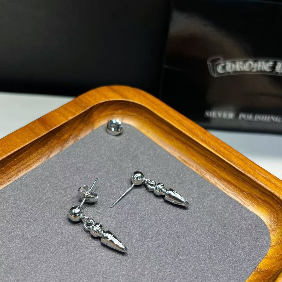クロムハーツ「Chrome Hearts」クロムハーツ バレットピアス 18Kゴールド ピアス