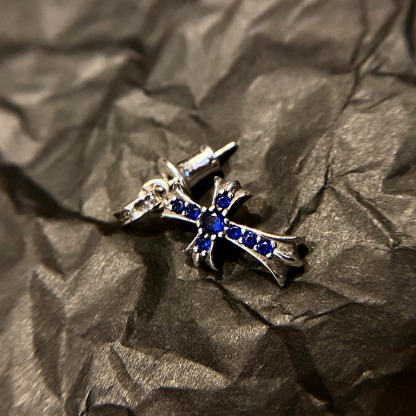 クロムハーツ「Chrome Hearts」クロムハーツ ブルーダイヤモンドクロスピアス S925/18K カスタムジュエリー