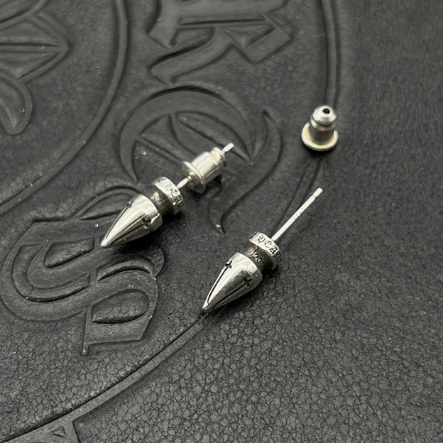 クロムハーツ「Chrome Hearts」バレットスタッドピアス S925 ピアス