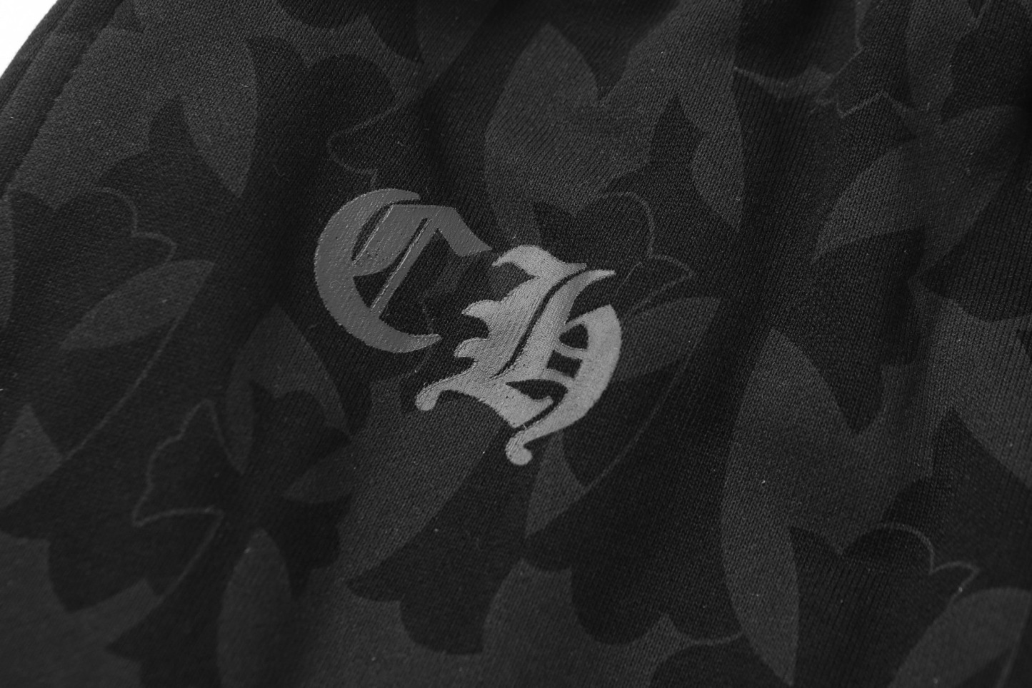 クロムハーツ「Chrome Hearts」ホースシュークロス オールオーバープリント ショーツ