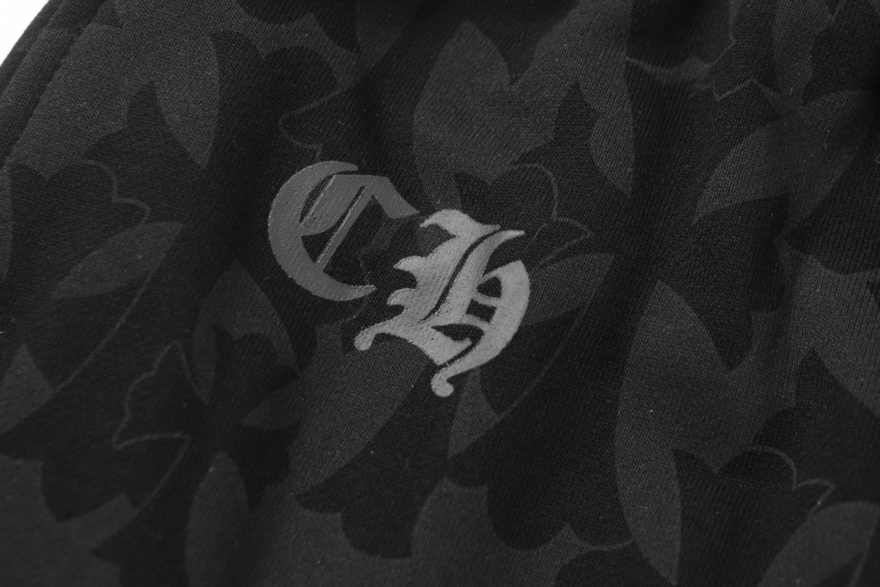 クロムハーツ「Chrome Hearts」ホースシュークロス オールオーバープリント ショーツ