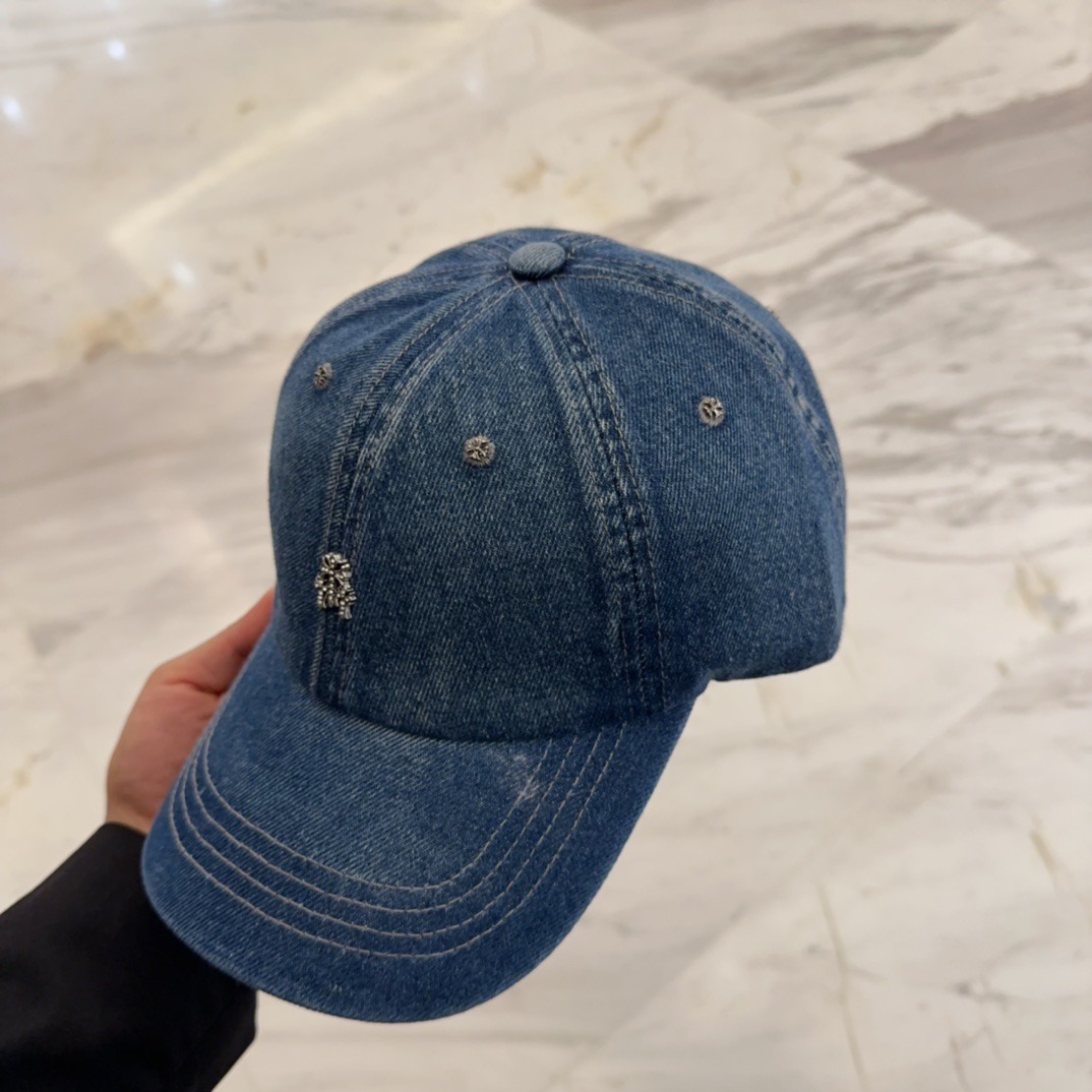 クロムハーツ「Chrome Hearts」ディストレスド スナップバック キャップ