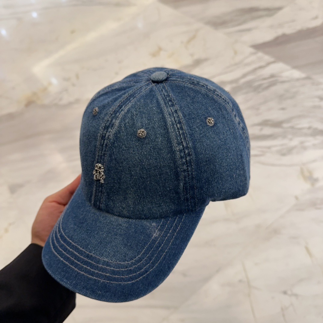 クロムハーツ「Chrome Hearts」ディストレスド スナップバック キャップ