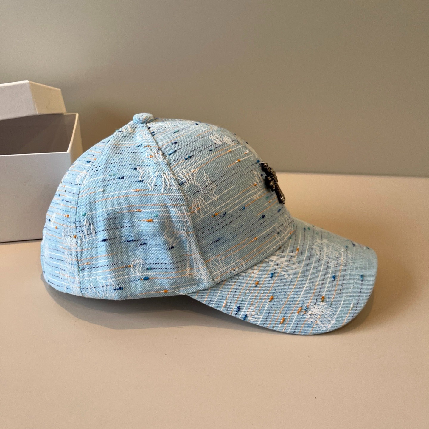 クロムハーツ「Chrome Hearts」モダンスタイル スナップバック キャップ