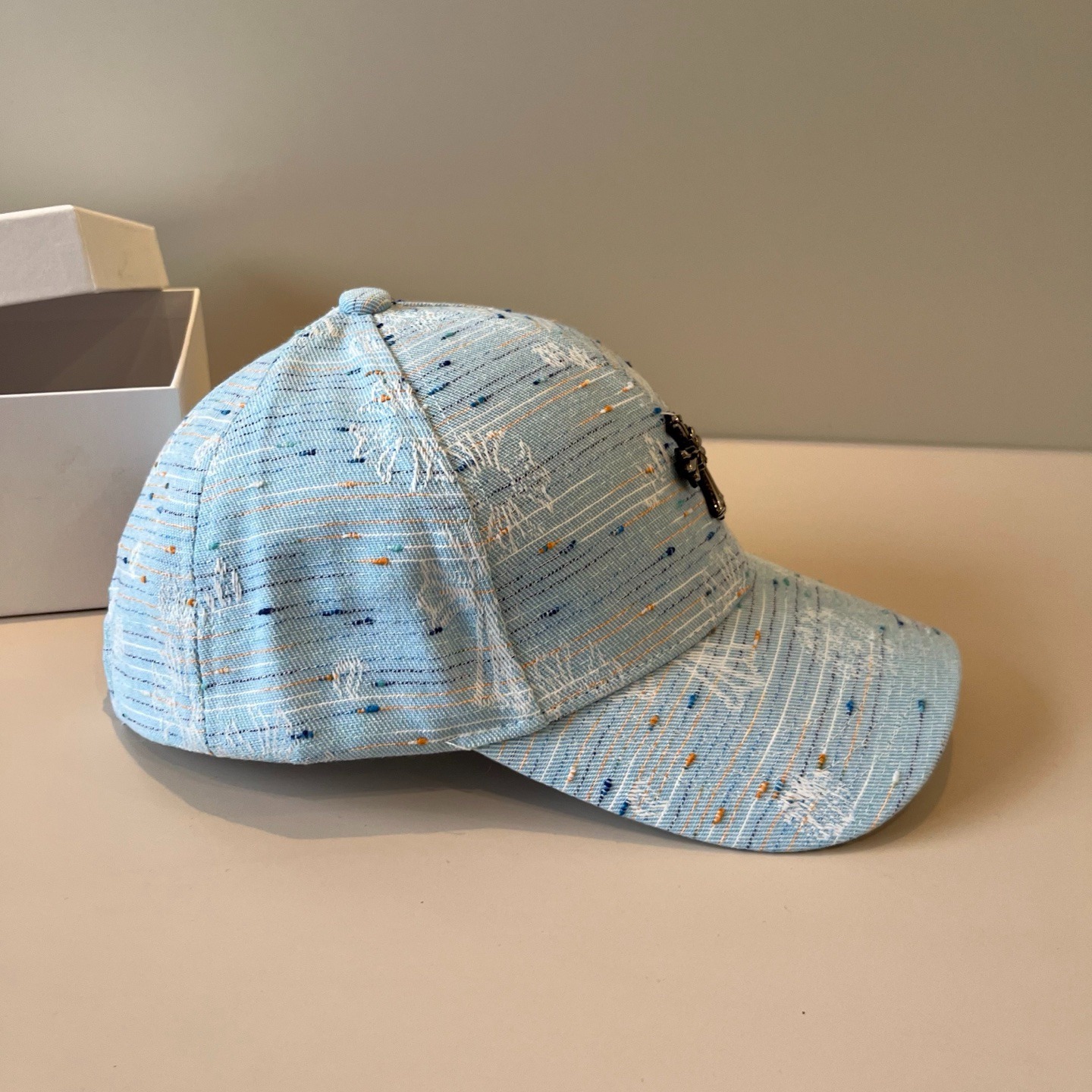 クロムハーツ「Chrome Hearts」モダンスタイル スナップバック キャップ