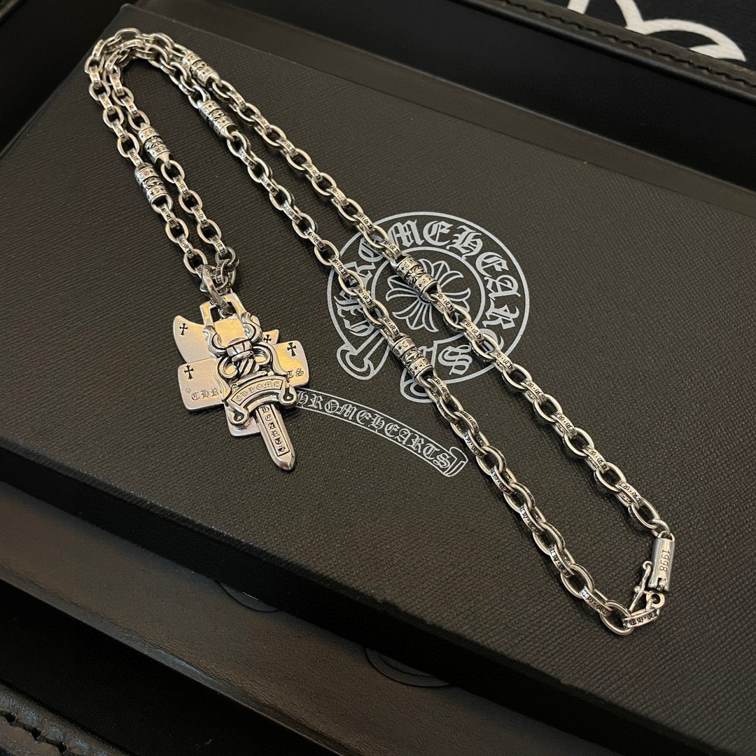クロムハーツ「Chrome Hearts」ビンテージトリニティ ペンダントネックレス