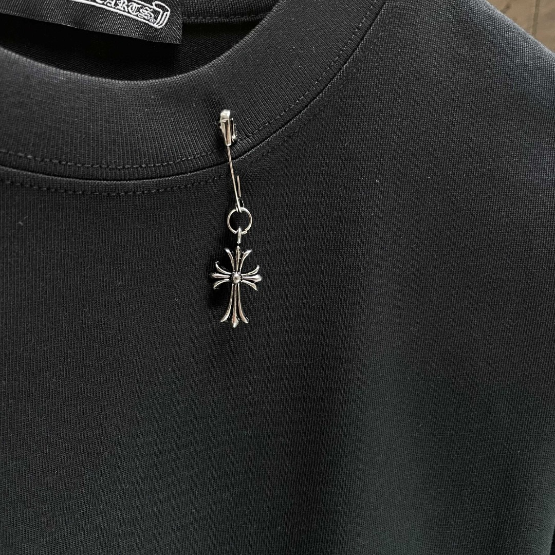 クロムハーツ「Chrome Hearts」クロスチャーム 3DプリントTシャツ