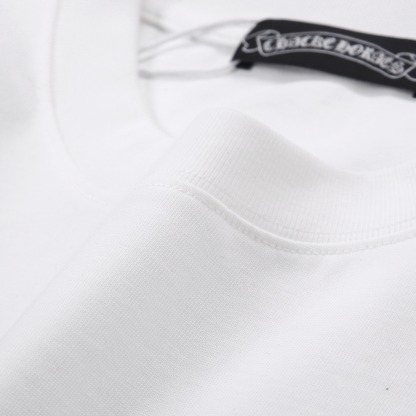 クロムハーツ「Chrome Hearts」スネークイヤーコレクション Tシャツ