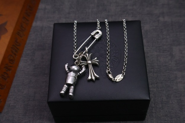 クロムハーツネックレスです