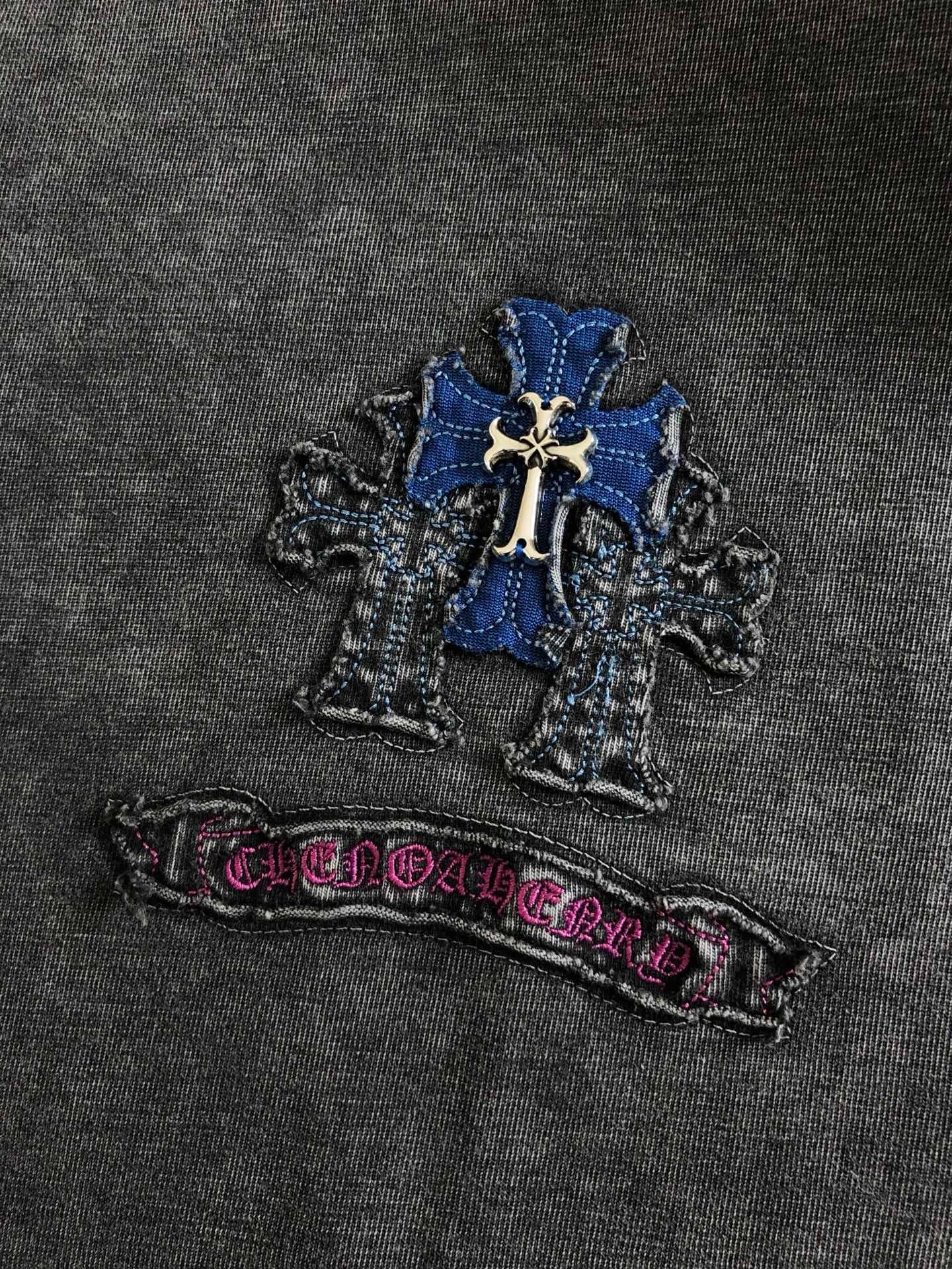 クロムハーツ「Chrome Hearts」ヴィンテージサンスクリットTシャツ