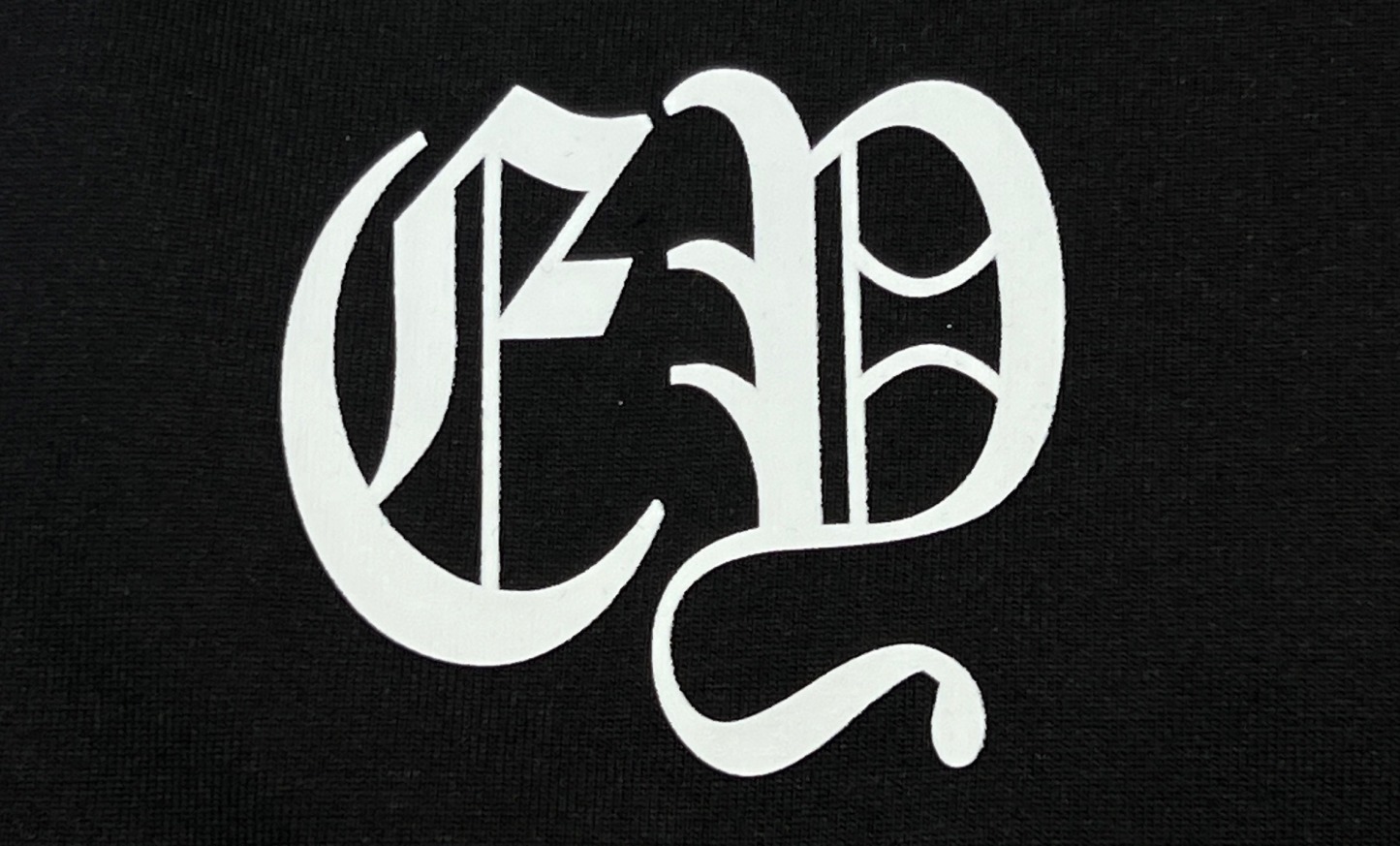 クロムハーツ「Chrome Hearts」シグネチャークロス プリントTシャツ