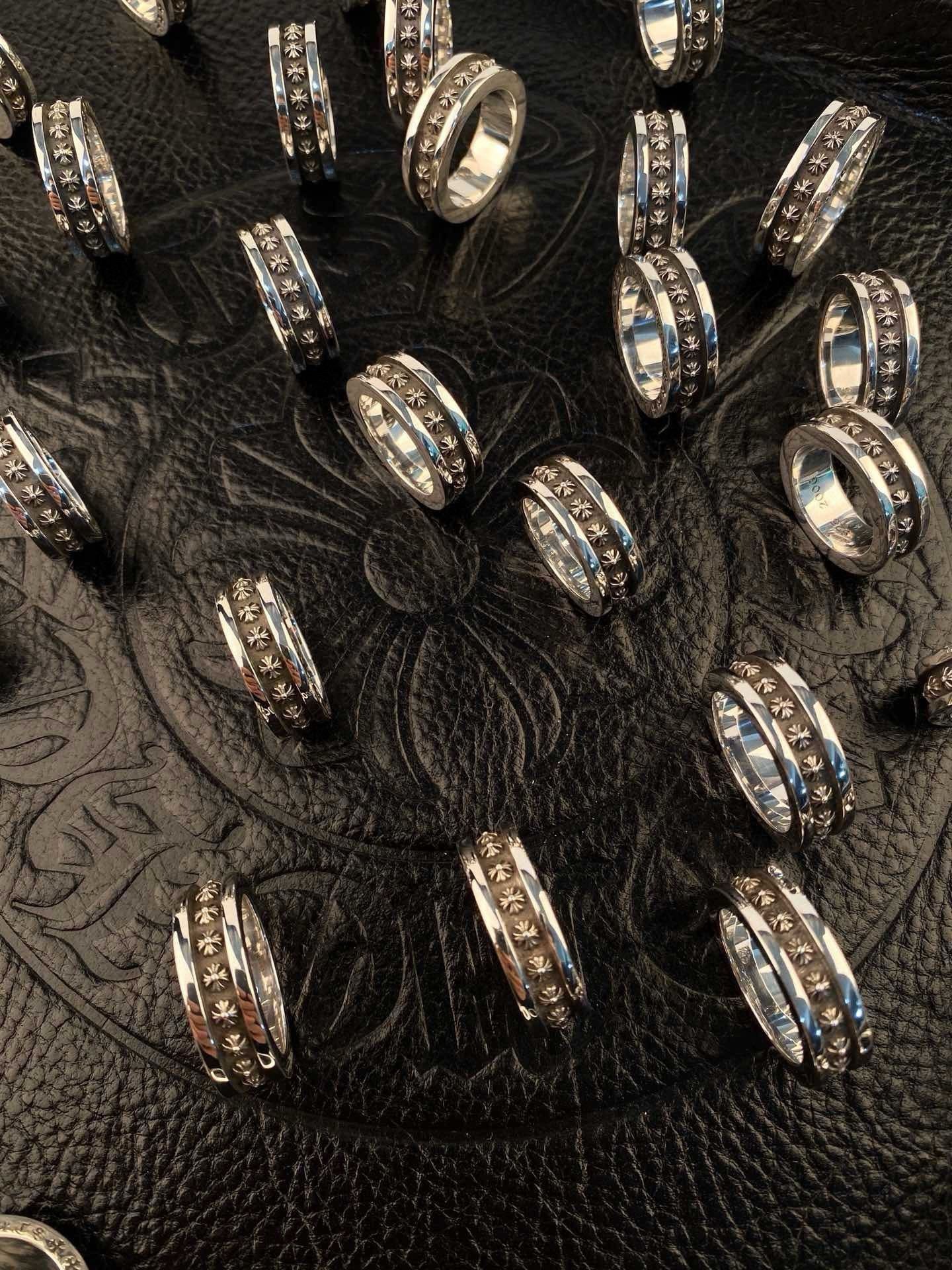 クロムハーツ （Chrome Hearts）ヴィンテージ・パンクリング