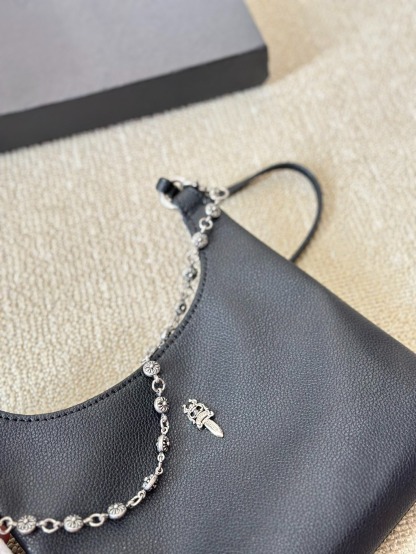 クロムハーツ「Chrome Hearts」ソフトレザー アンダーアームバッグ