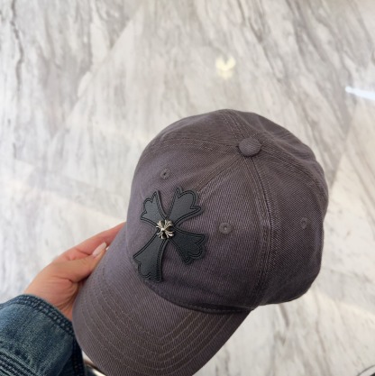 クロムハーツ「Chrome Hearts」ディストレスド スナップバック キャップ