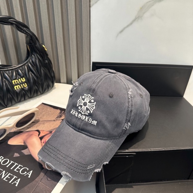 クロムハーツ「Chrome Hearts」クロスエンブレム スナップバック キャップ