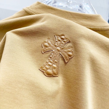 クロムハーツ「Chrome Hearts」レザー&サンスクリットTシャツ