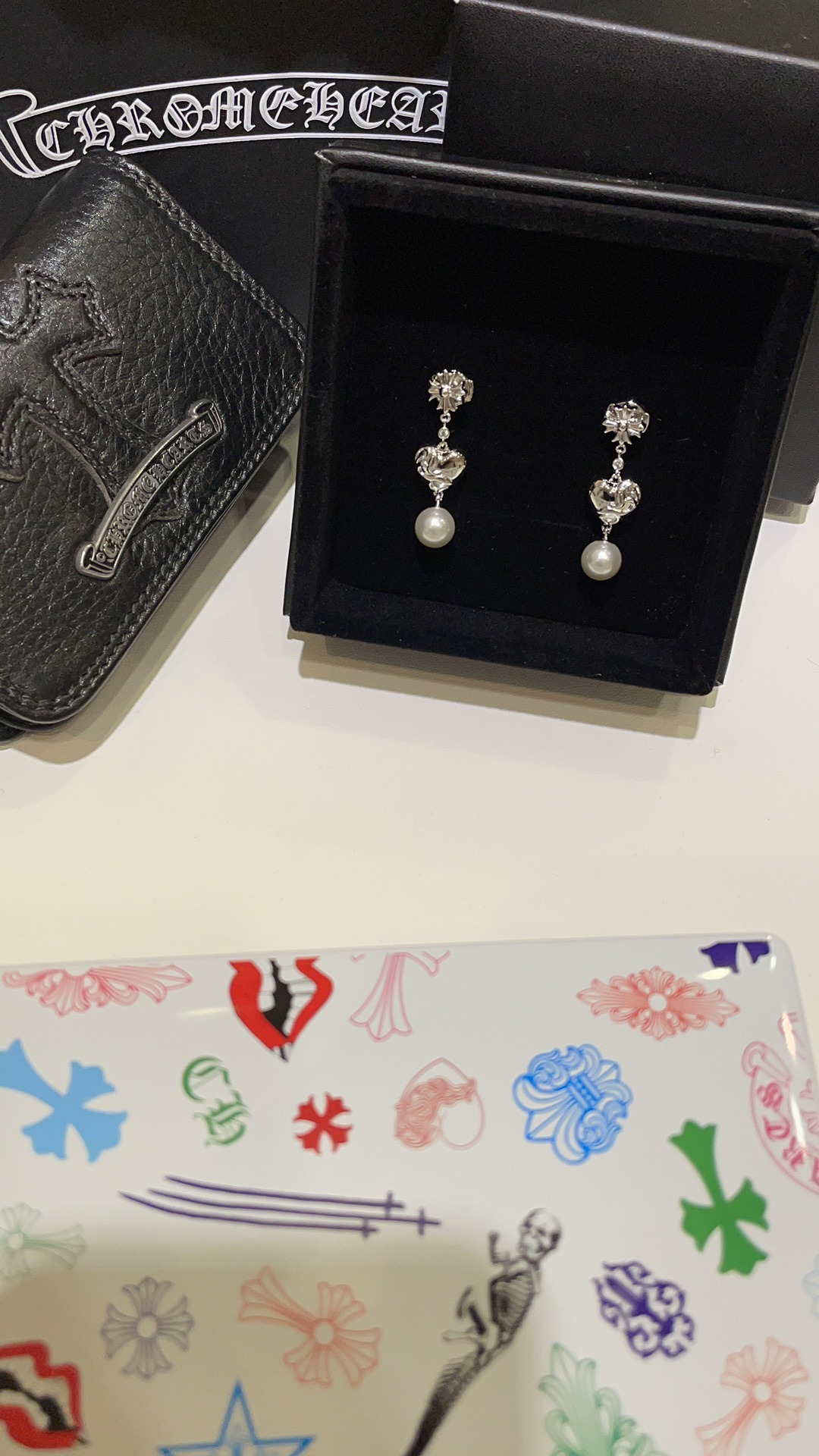 クロムハーツ「Chrome Hearts」クロムハーツ ハートクロスパールピアス ロングピアス