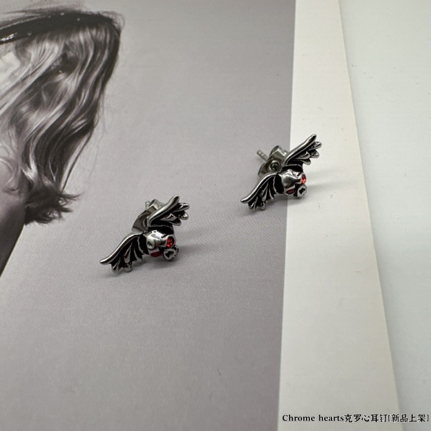 クロムハーツ「Chrome Hearts」アンティーククロスピアス S925 ユニセックス ピアス