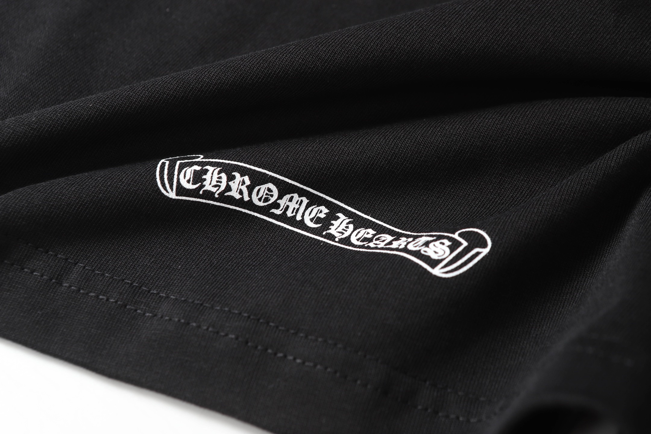 クロムハーツ「Chrome Hearts」サンスクリットロゴ ポケットTシャツ