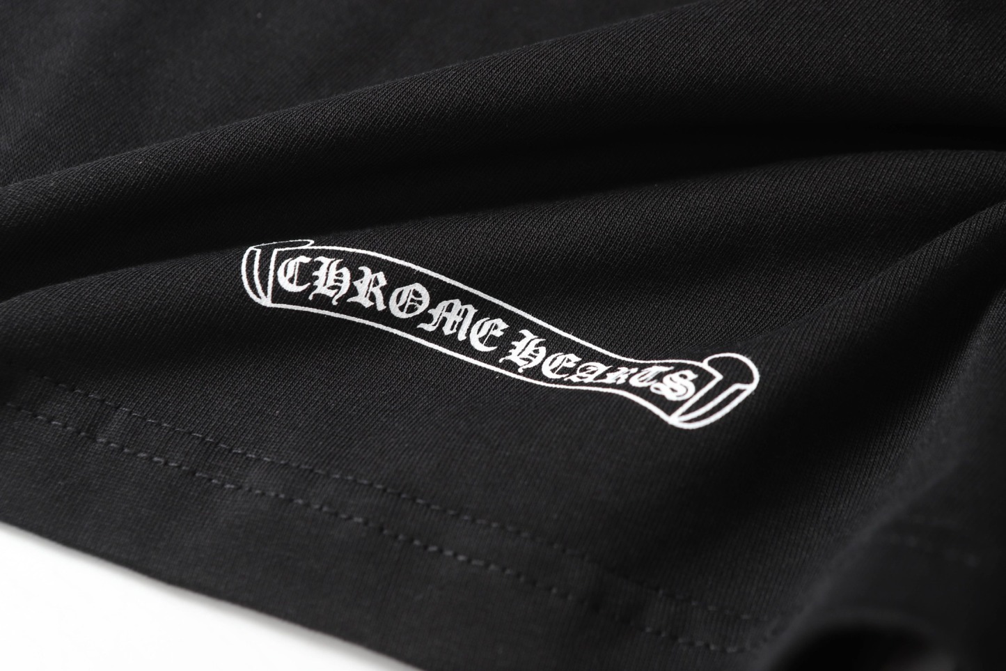 クロムハーツ「Chrome Hearts」サンスクリットロゴ ポケットTシャツ