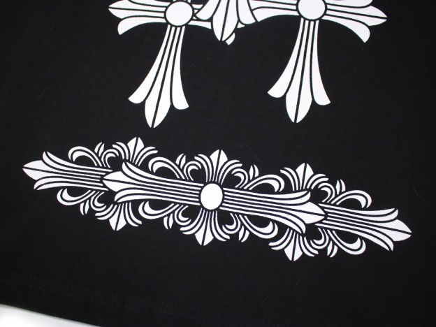クロムハーツ「Chrome Hearts」クロスプリントTシャツ