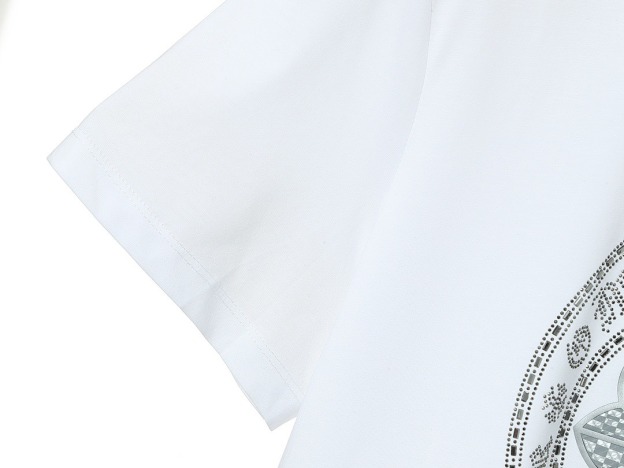 クロムハーツ「Chrome Hearts」ミニマルロゴ プリントTシャツ