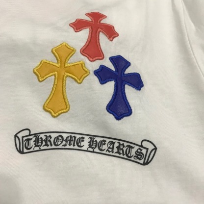 クロムハーツ「Chrome Hearts」レザーアプリケ カラフルクロス Tシャツ