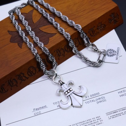 クロムハーツネックレスですP110