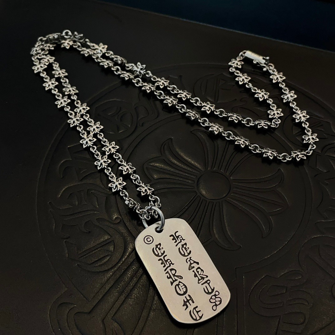 クロムハーツ「Chrome Hearts」ヴィンテージクロス ネックレス