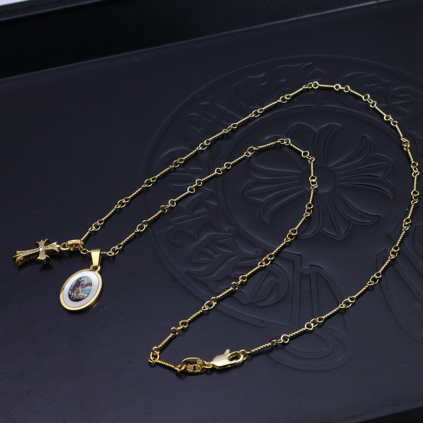 クロムハーツ「Chrome Hearts」ヴィンテージクロス&フラワー ペンダントネックレス