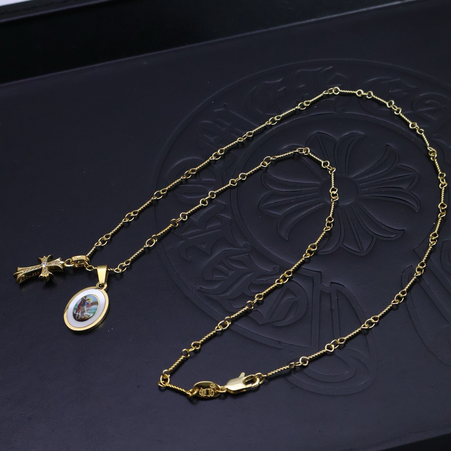 クロムハーツ「Chrome Hearts」ヴィンテージクロス&フラワー ペンダントネックレス