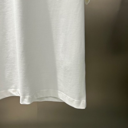 クロムハーツ「Chrome Hearts」クルーネックTシャツ