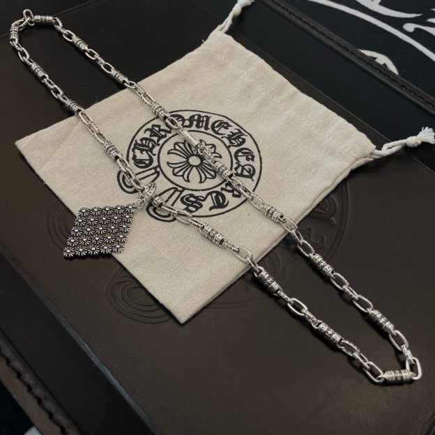 クロムハーツ「Chrome Hearts」ダイヤモンドクロス ネックレス